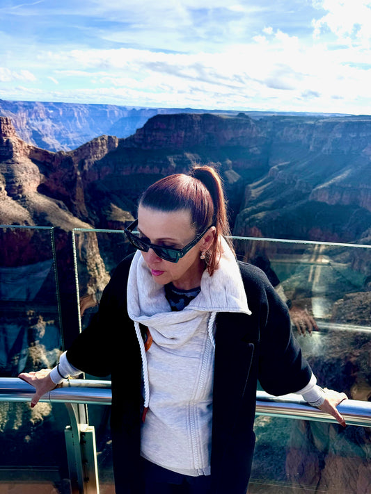 Hestia Cream zipper Sweater