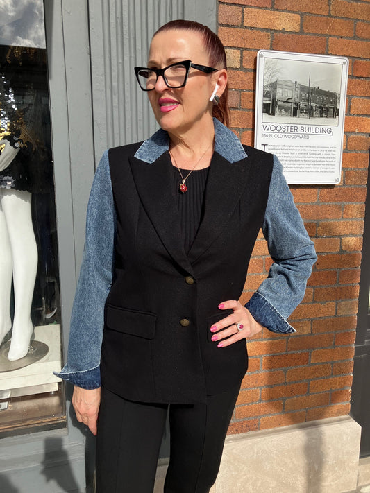 CONTOUR DENIM BLAZER