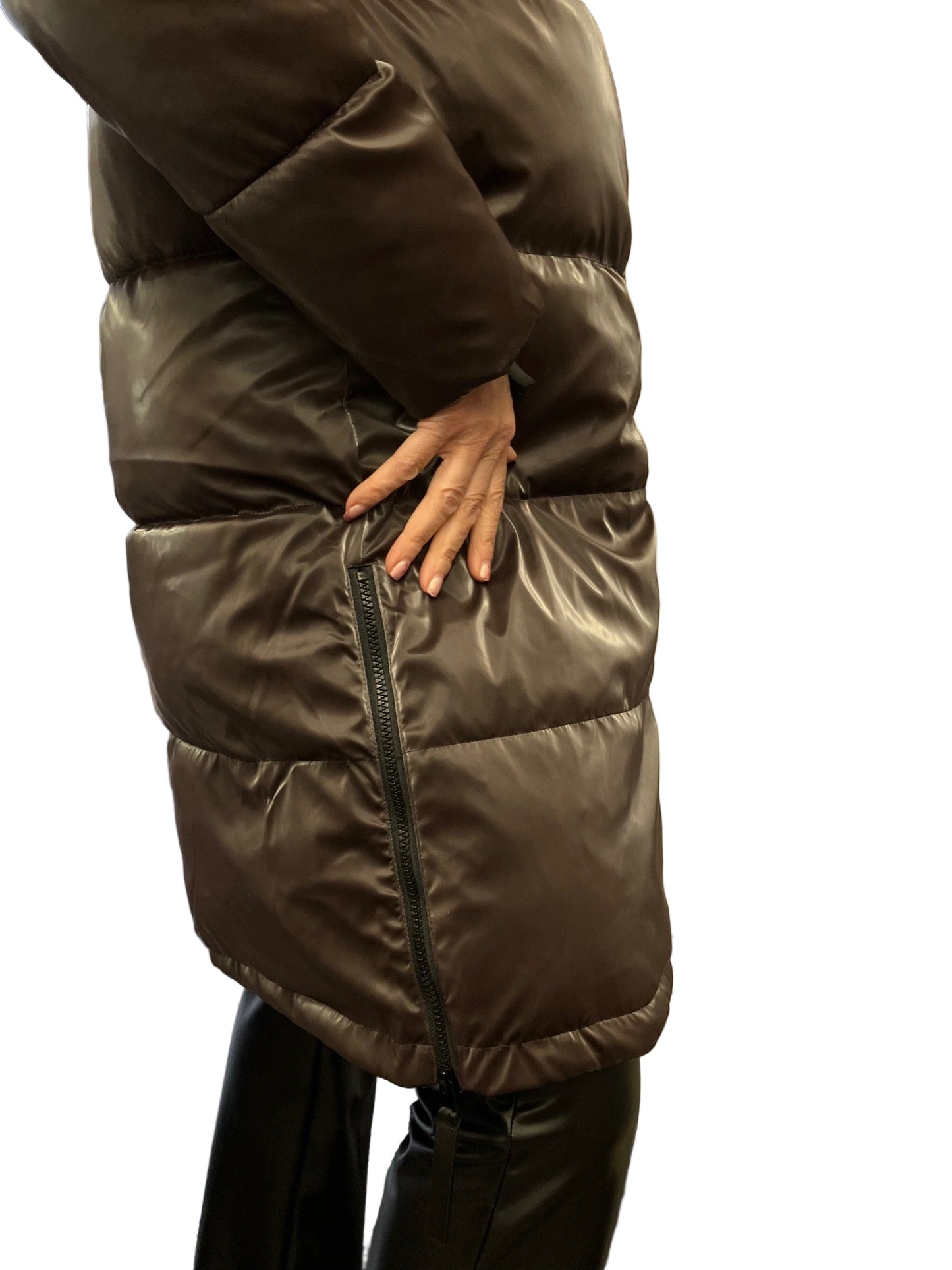 LIQUID SHINE PUFFER COAT - COFFEE