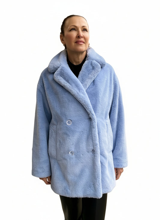 BABY BLUE FLATTER TOPCAOT