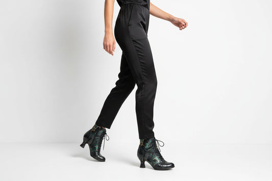Concerto Zipper Booties
